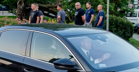 Jarosław Kaczyński na Wawelu. Kilka dni później niż zawsze