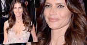 Cannes 2019. Weronika Rosati na czerwonym dywanie! Swoją kreacją idealnie wpisała się w panujące trendy!