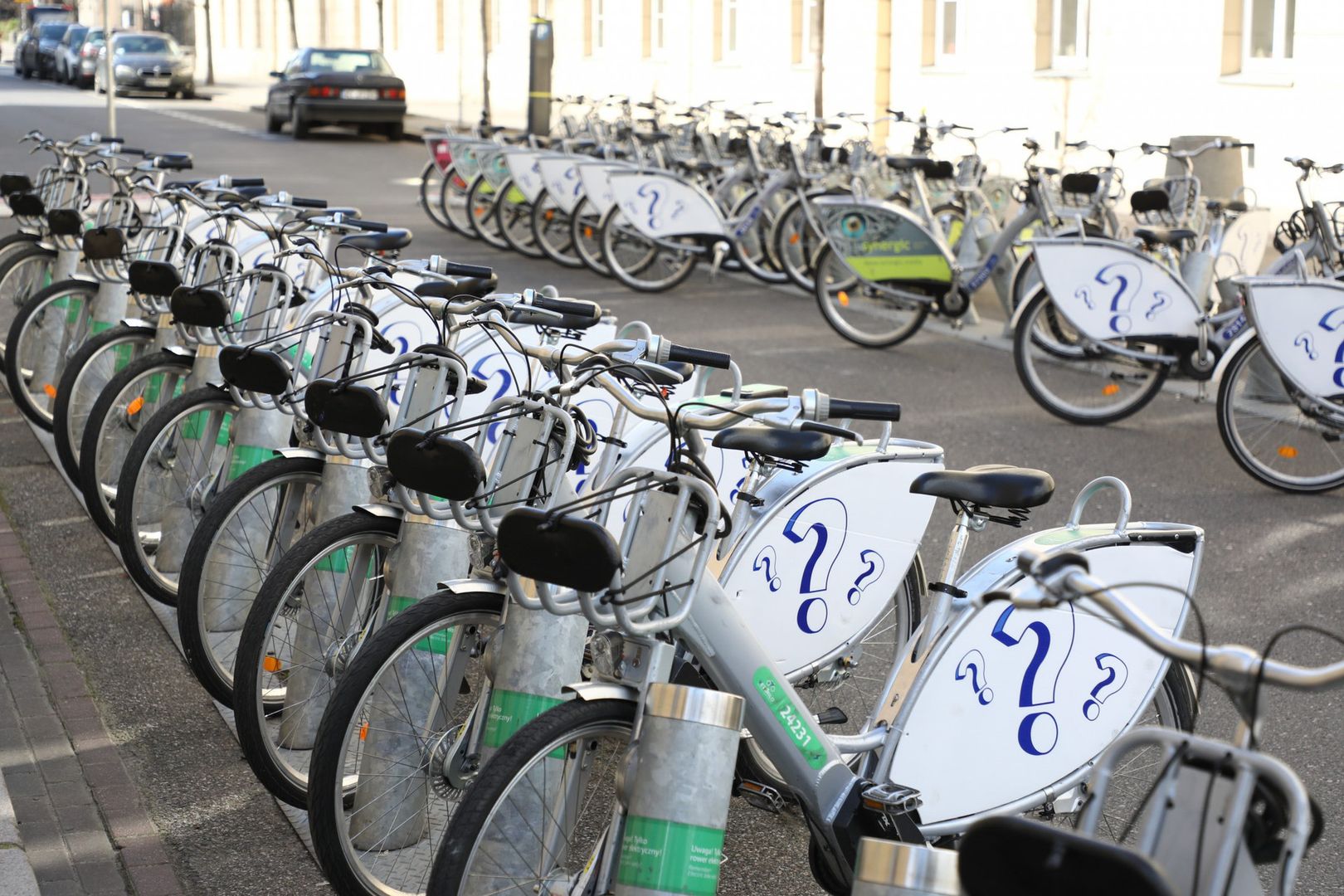 Koronawirus. Warszawa. Od 1 marca obowiązuje zakaz korzystania z rowerów publicznych.