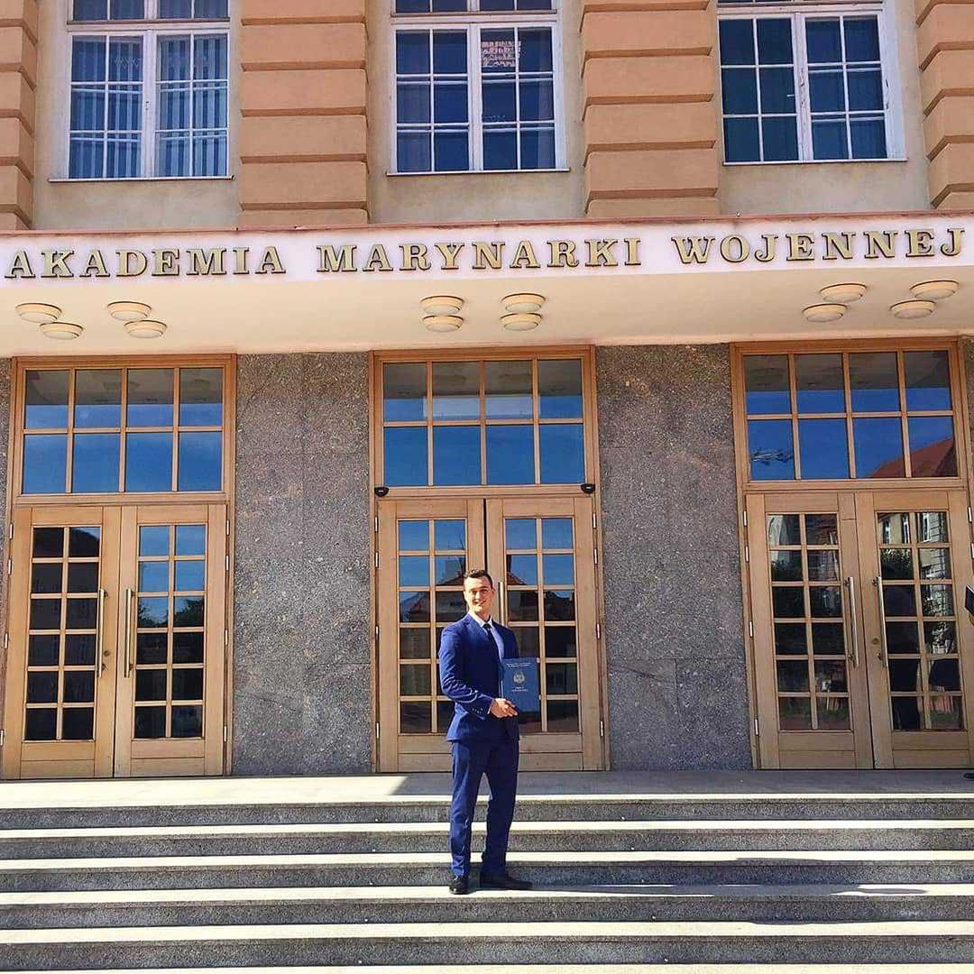 Daniel Gwit z wykształcenia jest marynarzem