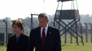 Przed przyjazdem na Wawel prezydencka para zwiedziła były obóz Auschwitz