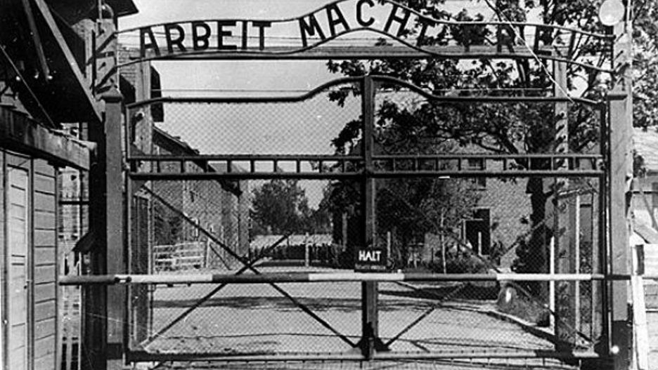 VHD: ocena historii nie może być przedmiotem doktryny państwowej