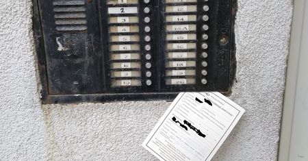 Poczta Polska gra w "znajdź awizo". Jej klienci mogą za to słono zapłacić