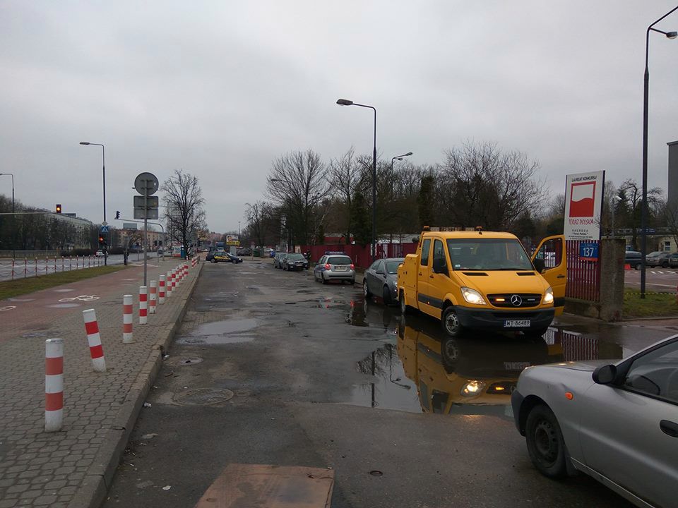 Polakom szkoda 10 zł. na parking. "Każdy wolałby zaparkować za darmo"