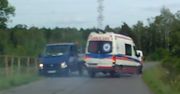 O włos od wypadku z karetką. Dlatego należy przepuszczać samochody na sygnale
