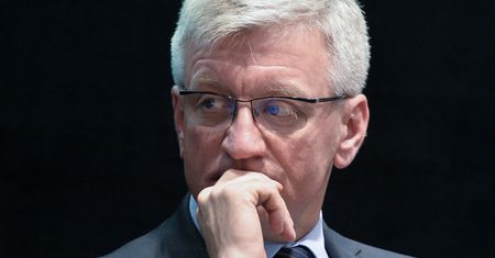 Prezydent Jacek Jaśkowiak już po operacji. Nie może mówić