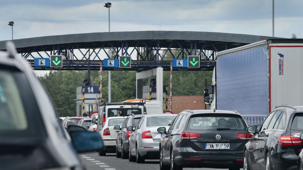 A4 do remontu. Drogowcy będą wymieniać nawierzchnię, kierowcy muszą liczyć się z korkami