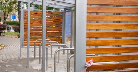 Warszawa. Przy szkołach będą wiaty rowerowe