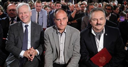 Wybory do PE i "hamletyzowanie Marków". Jurek rezygnuje ze startu, Jakubiak dogaduje się z Korwinem