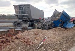 Wypadek na A1, kierowca tira w szpitalu. Duże utrudnienia