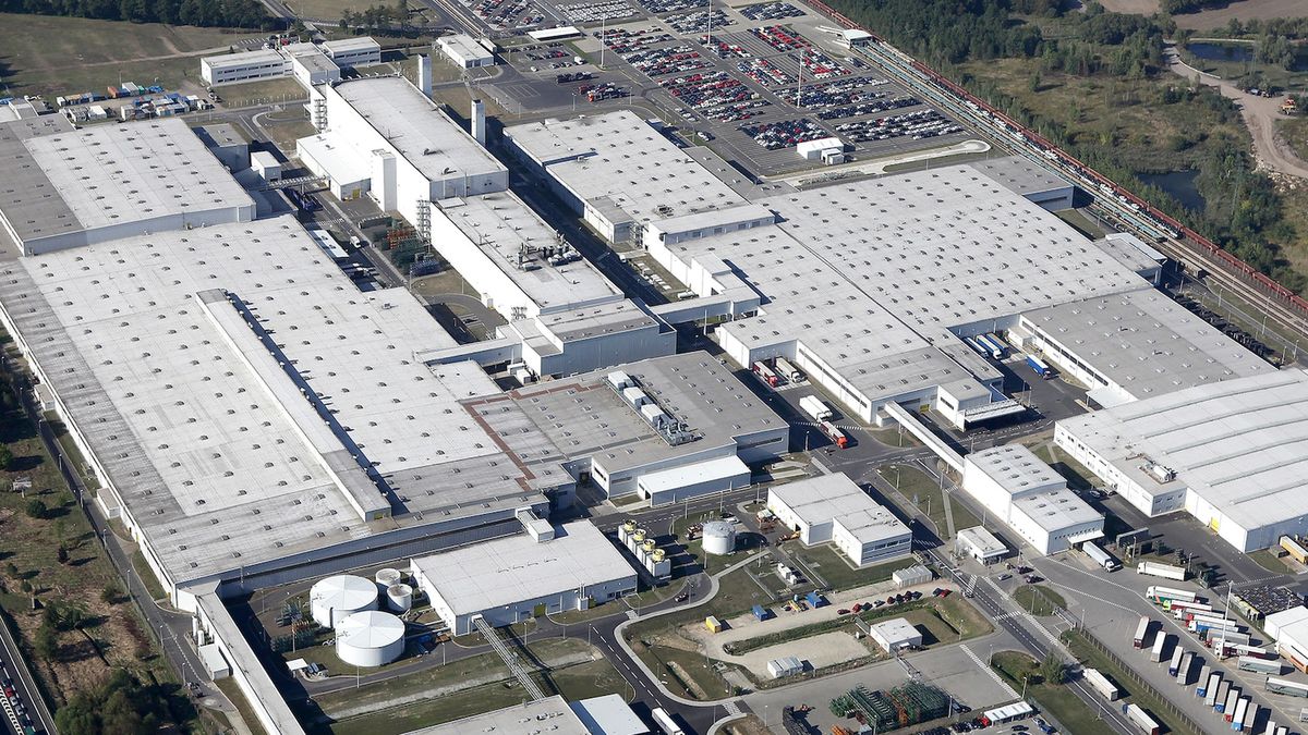 Produkcja Opla Astry w Gliwicach rozpoczęła się w sierpniu 1998 roku.