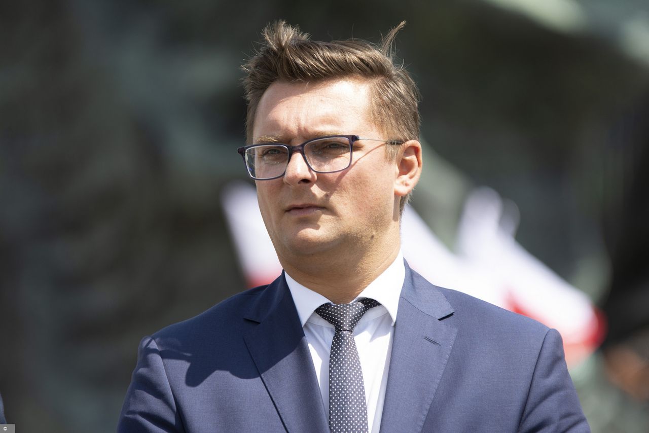 Prezydent Katowic Marcin Krupa zasłabł podczas sesji Rady Miasta. Wraca do pracy