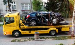 Tragedia pod Wielisławicami. Zmarł 18-latek, 6 osób poszkodowanych