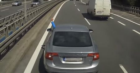 Czują się jak władcy dróg. Mandaty przychodzą później