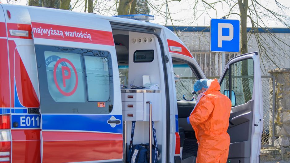 Koronawirus w Polsce. Działaność DPS w Jakubowicach czasowo zawieszona/ foto ilustracyjne wyk. 2020-04-05