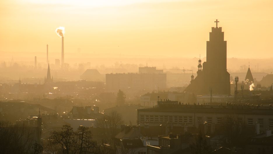 W poniedziałek 15 stycznia na Śląsku obowiązuje alarm smogowy