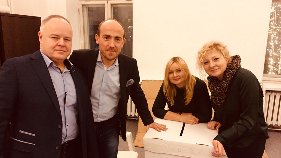 Posłowie Borys Budka i Marta Golbik.