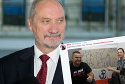 Macierewicz podbija internet. Ludzie publikują zdjęcia z wymownym hasztagiem w jego obronie