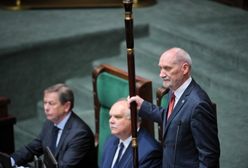 Pierwsze posiedzenie Sejmu. Antoni Macierewicz otworzył obrady