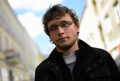 Dzwoni i pisze do księży. "Powiedzcie, że ich potrzebujecie"