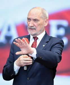 Antoni Macierewicz mówi o skandalu podczas wizyty premiera w PE. "Zupełnie niezwykła nawała"