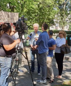 Wojciechowicz o śmieciach na Mokotowie. "To bardzo groźna sytuacja"