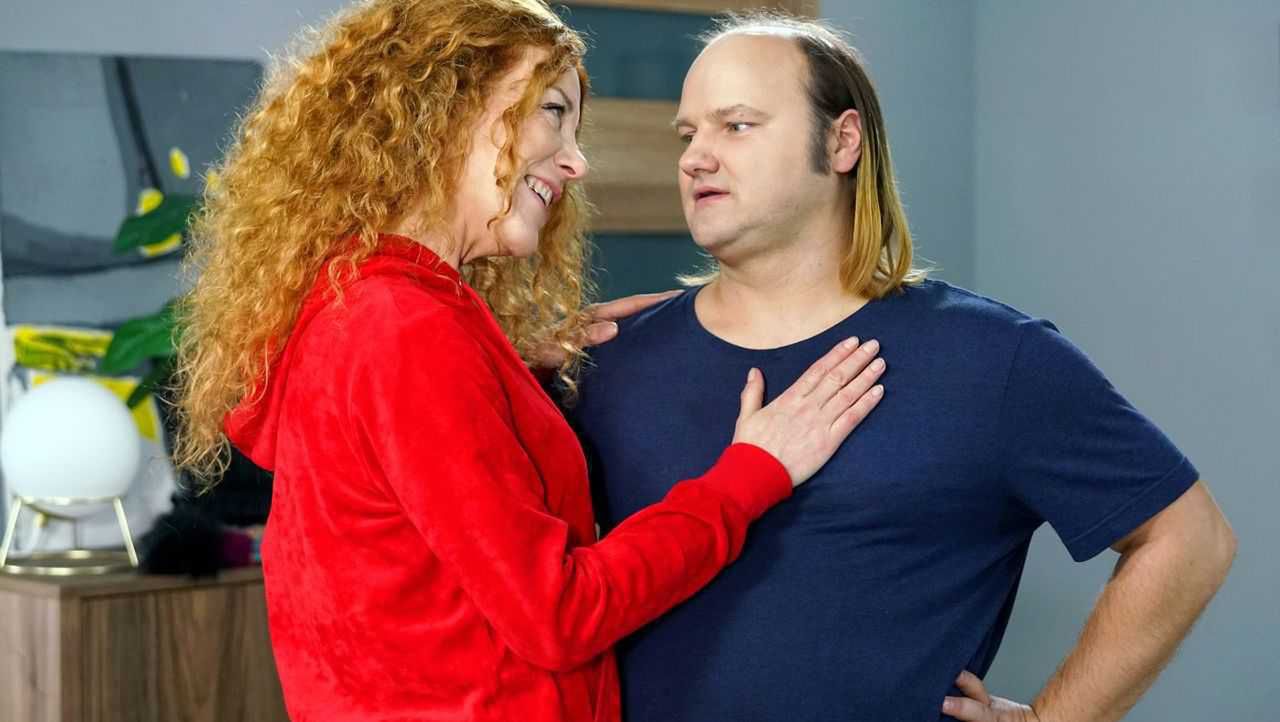 Barwy szczęścia, Gawron (Sebastian Stankiewicz), Żabcia (Hanna Klepacka)