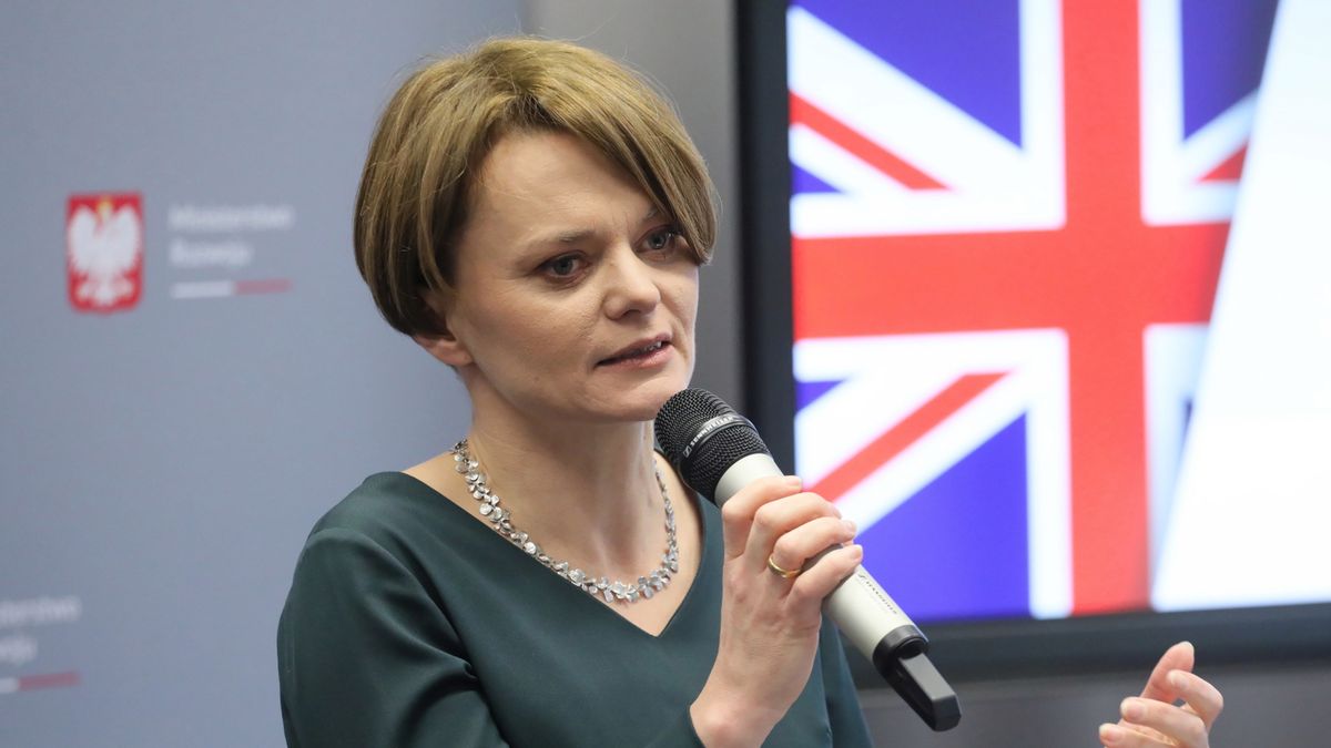 Jadwiga Emilewicz zapowiedziała, że firmy biorące udział w nowym programie, poznamy w marcu.