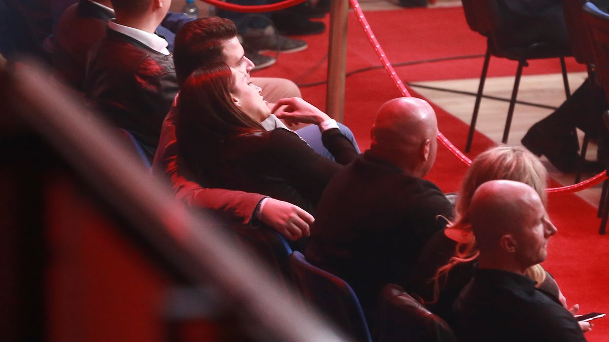Bartłomiej Misiewicz i Ewa Piątkowska na gali bokserskiej
