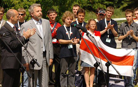 Premier do młodych Białorusinów: nasza pomoc to dar serca