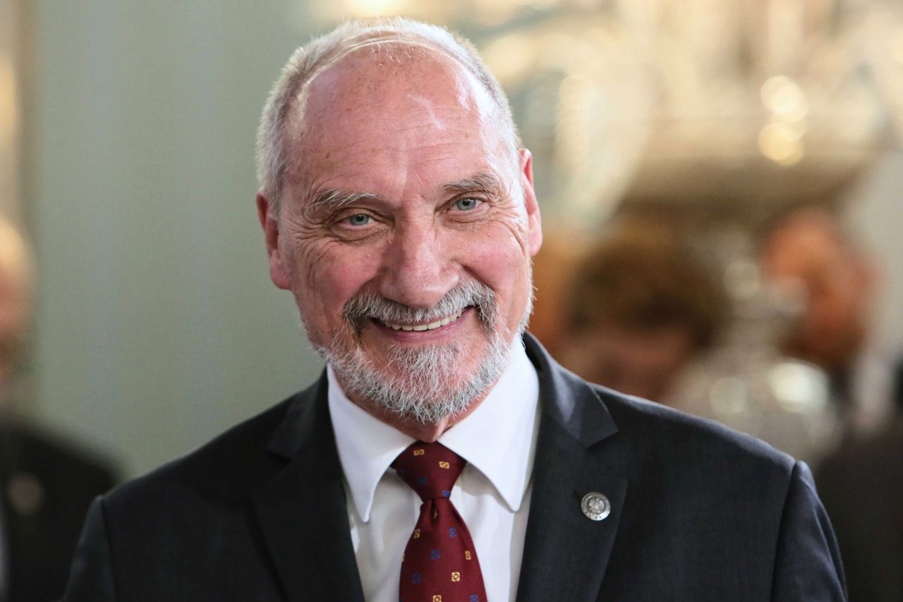 Antoni Macierewicz: przyjmuję decyzję prezydenta