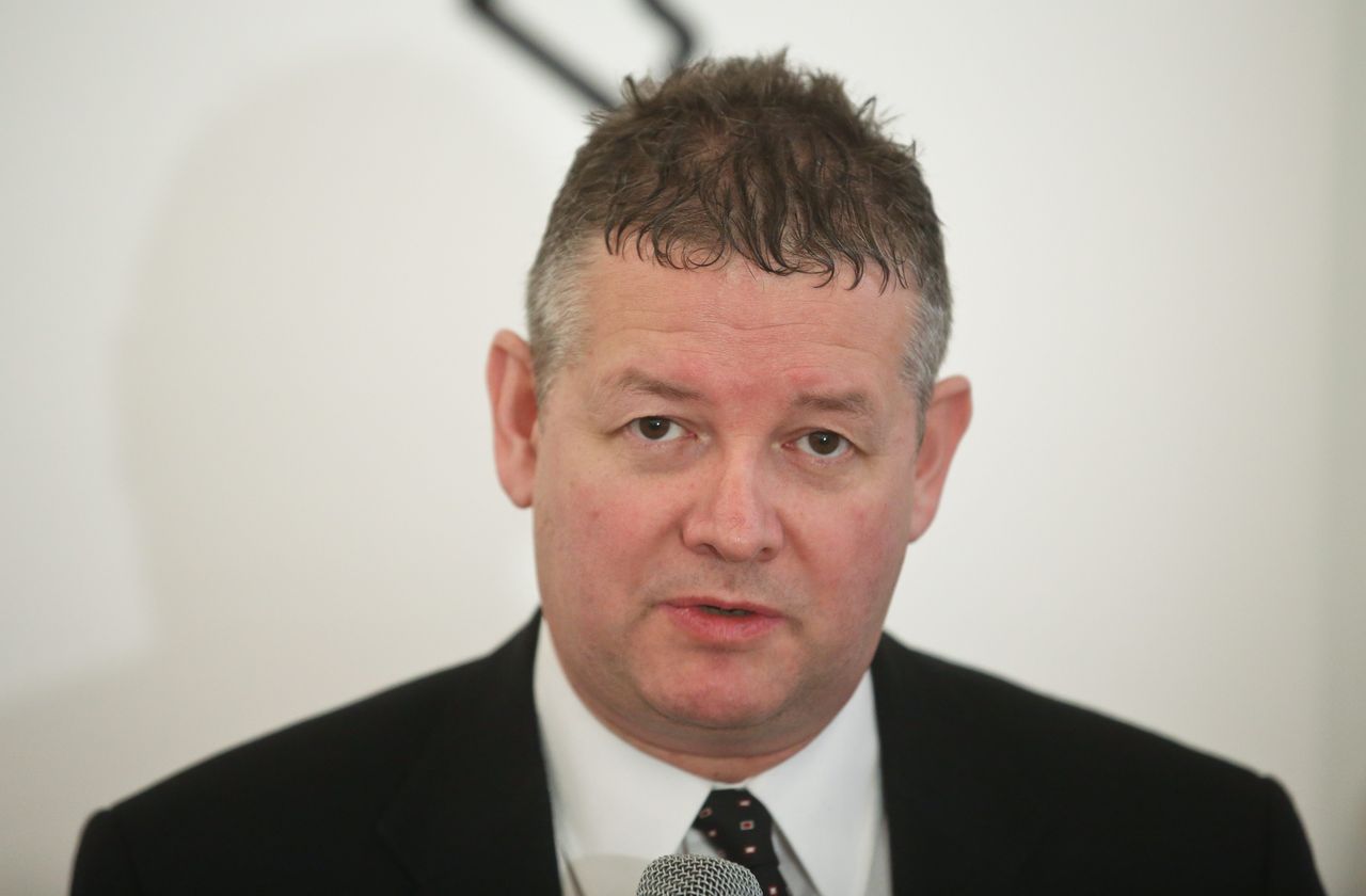 Burza wokół PFN. Jedna rodzina miała wyjątkowo skorzystać na lukratywnej umowie