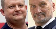 Macierewicz nie chciał podpisać książki Piątka. "Minister stosuje rosyjskie metody"