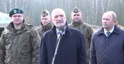 Okładka z trotylem. Macierewicz uderza w tygodnik braci Karnowskich