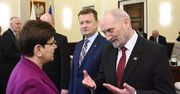 Minister Macierewicz 47 razy leciał wojskową CASĄ. 6,7 mln zł na loty rządu