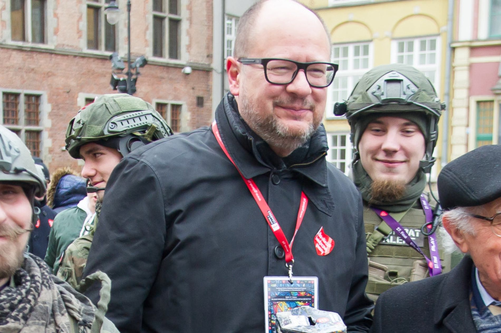 Paweł Adamowicz w czasie 27. finału WOŚP