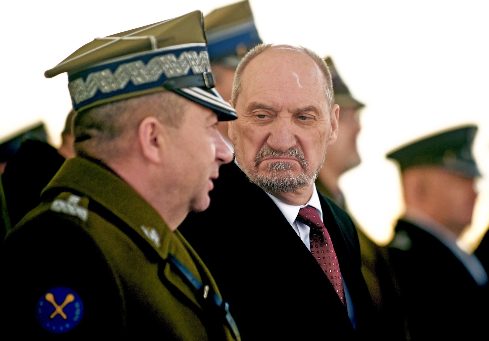 Antoni Macierewicz uważa, że w obliczu zagrożenia ze strony Rosji powinna wrócić obowiązkowa służba wojskowa