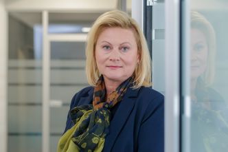 Zakaz handlu złagodzony. "To doskonały pomysł, będzie mniejszy tłok w sklepach"