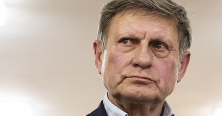 Leszek Balcerowicz zwraca się do prokuratora. "To połączenie kłamstwa i insynuacji"