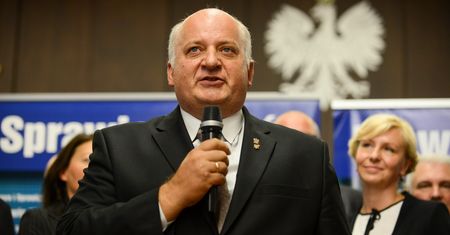 Szczecin. Śledztwo ws. łapówki. Guzikiewicz zabezpiecza pieniądze dla świadków