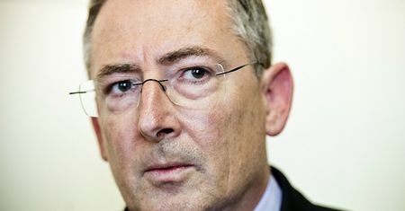 Marsz Niepodległości. Bartłomiej Sienkiewicz ocenia: policja zachowała się jak ochrona, broniła dzieci PiS-u