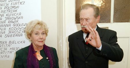 Teresa Lipowska o pogrzebie Karewicza. "Taką legendę powinny żegnać tłumy"