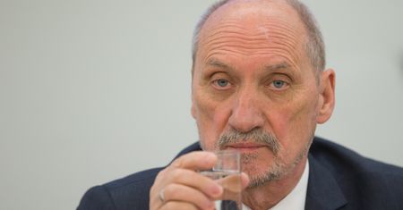 To już koniec Antoniego Macierewicza w PiS. "Szkoda czasu na te pierdoły"