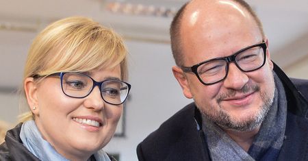 Rząd wysłał samolot po żonę prezydenta Gdańska. Poleciał do Londynu