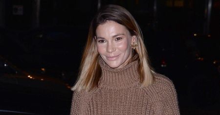 Maja Bohosiewicz morsuje w jeziorze. Weszła nago do wody