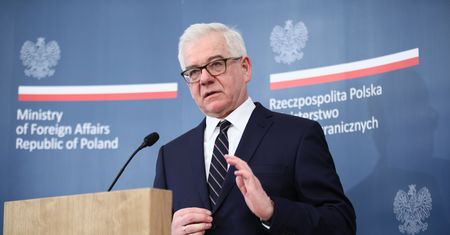 Szef MSZ: "Polska zyskuje na sporze wokół noweli o IPN"