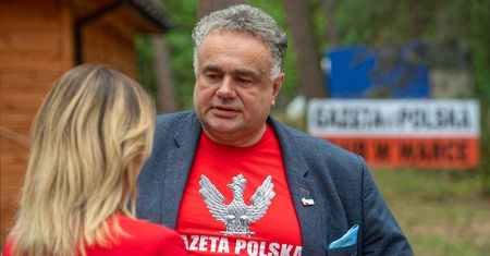 Koronawirus w Polsce. Kluby "Gazety Polskiej" odwołują wyjazd na Węgry
