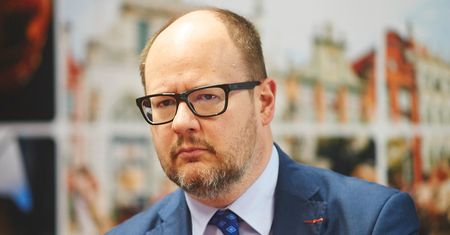 Nowy trop ws. śmierci Pawła Adamowicza. Prokuratura szuka autora wpisu
