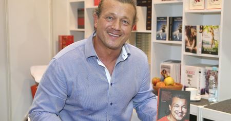 Jarosław Jakimowicz w "Pytaniu na śniadanie". Tym razem jako prowadzący
