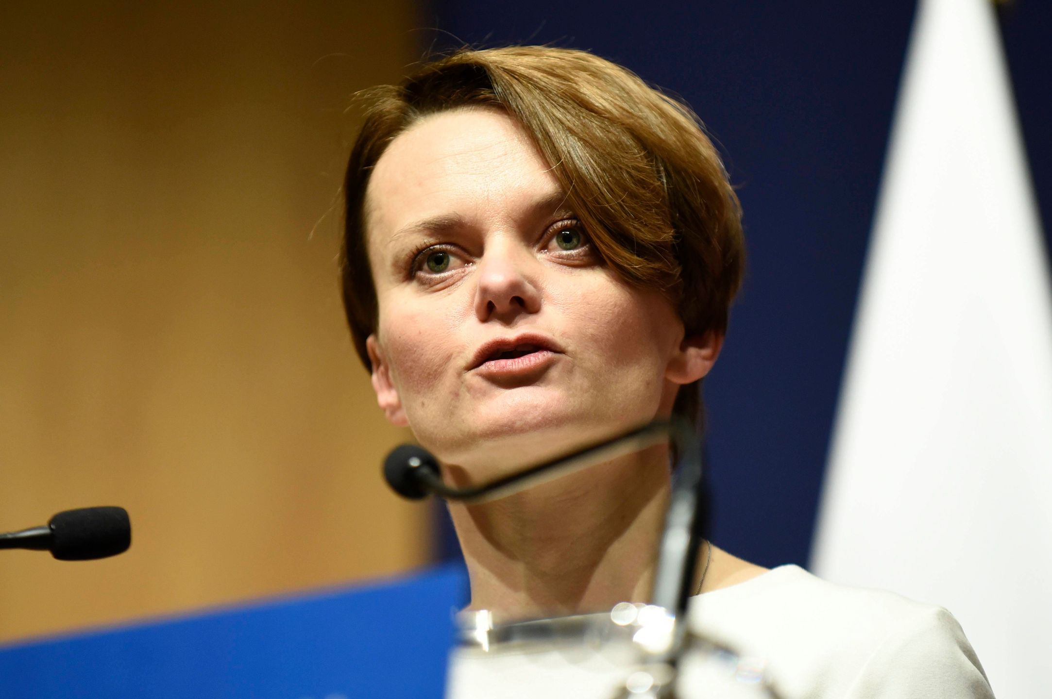 Jadwiga Emilewicz przyznała, że korzysta ze służbowej limuzyny w celach prywatnych